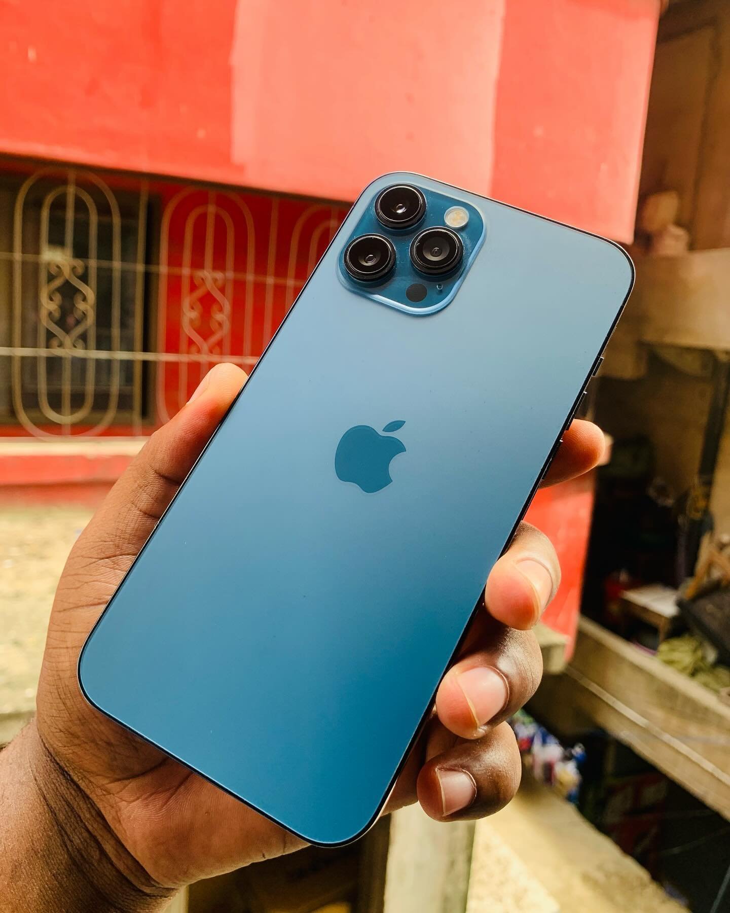 iPhone 12 Pro Max