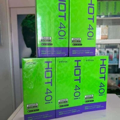Infinix hot 40i 4+128gb,8+128gb