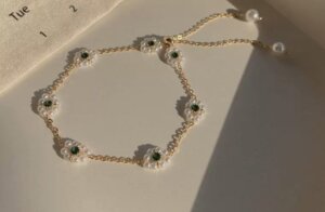 Women’s jewelry