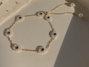 Women’s jewelry