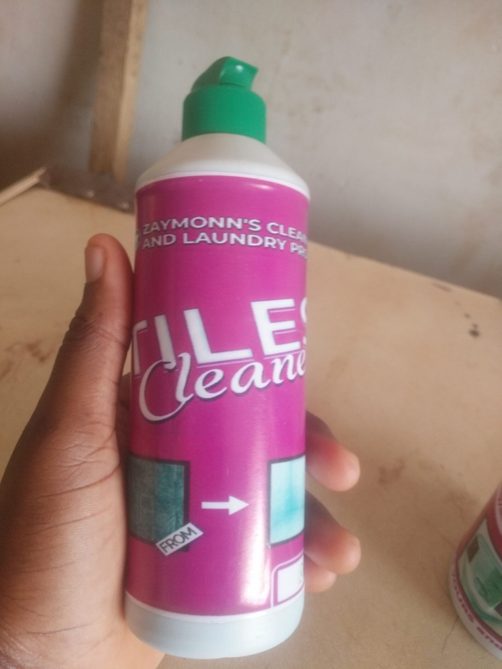 Zaymonn’s Tiles cleaner