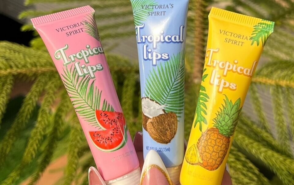 Lip oil and Lip oil and lip gloss
