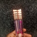 Lip oil and lip gloss