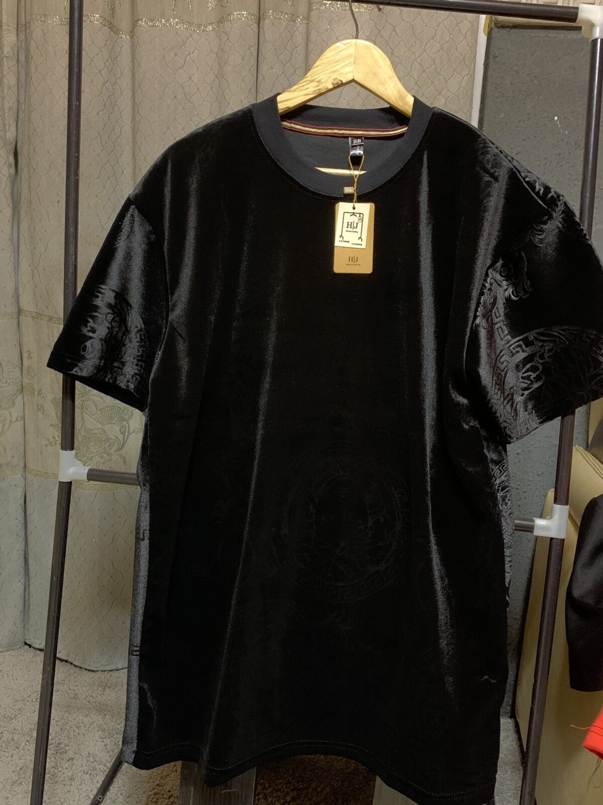 Roundneck