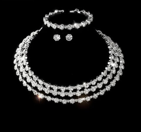Stoned necklace