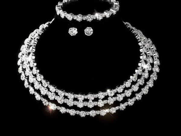 Stoned necklace