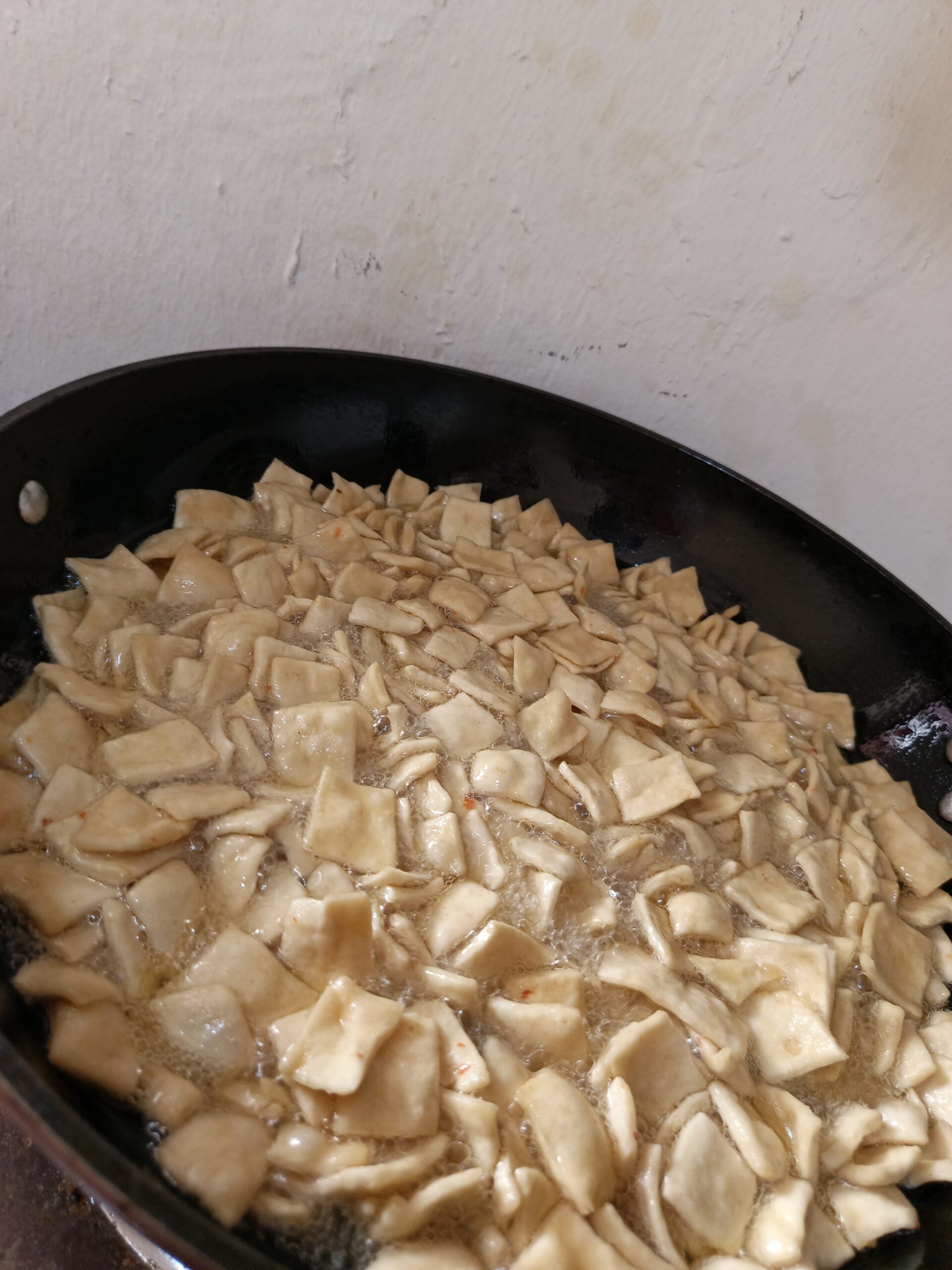 Milky chinchin flakes