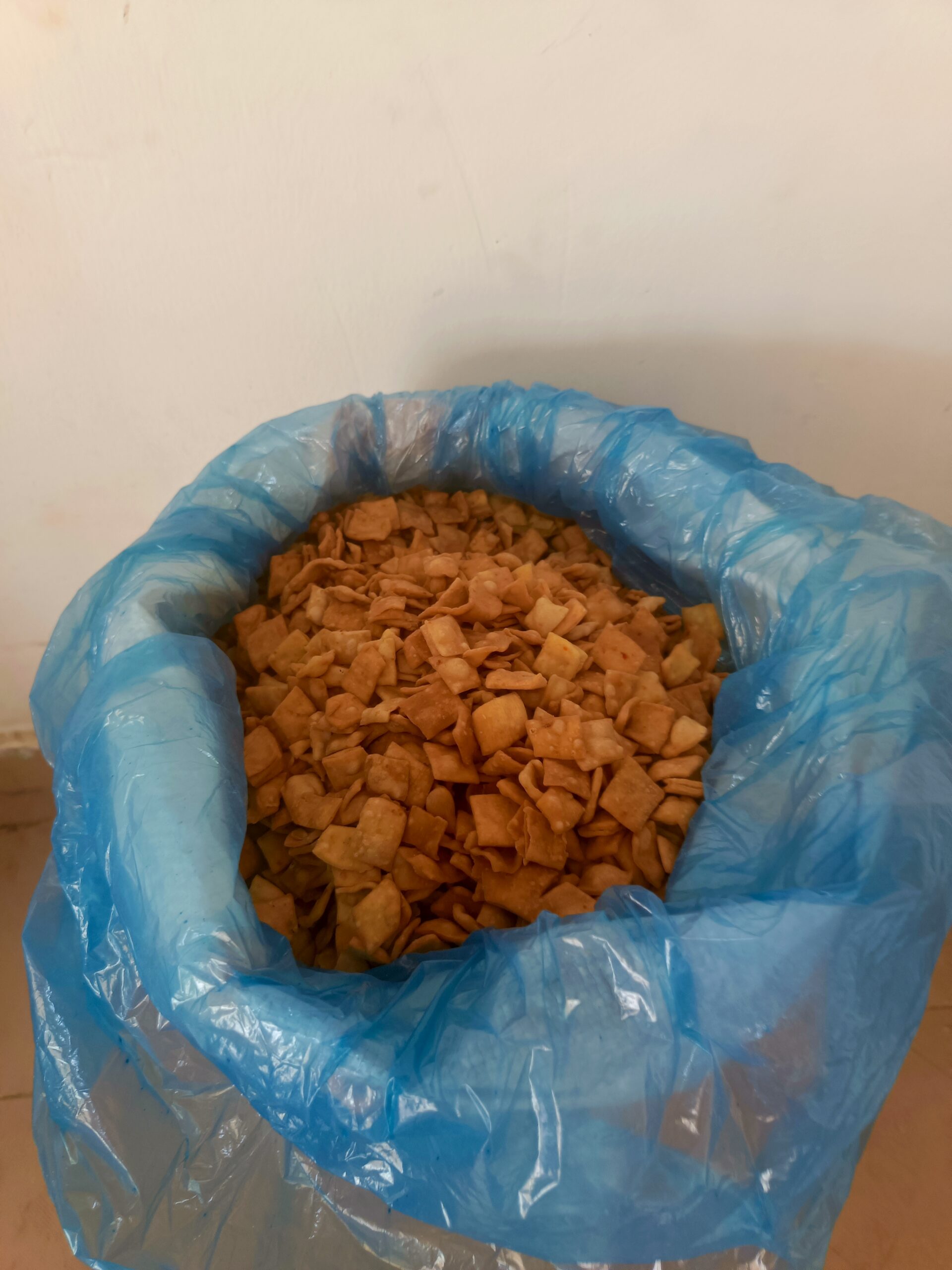 Milky chinchin flakes