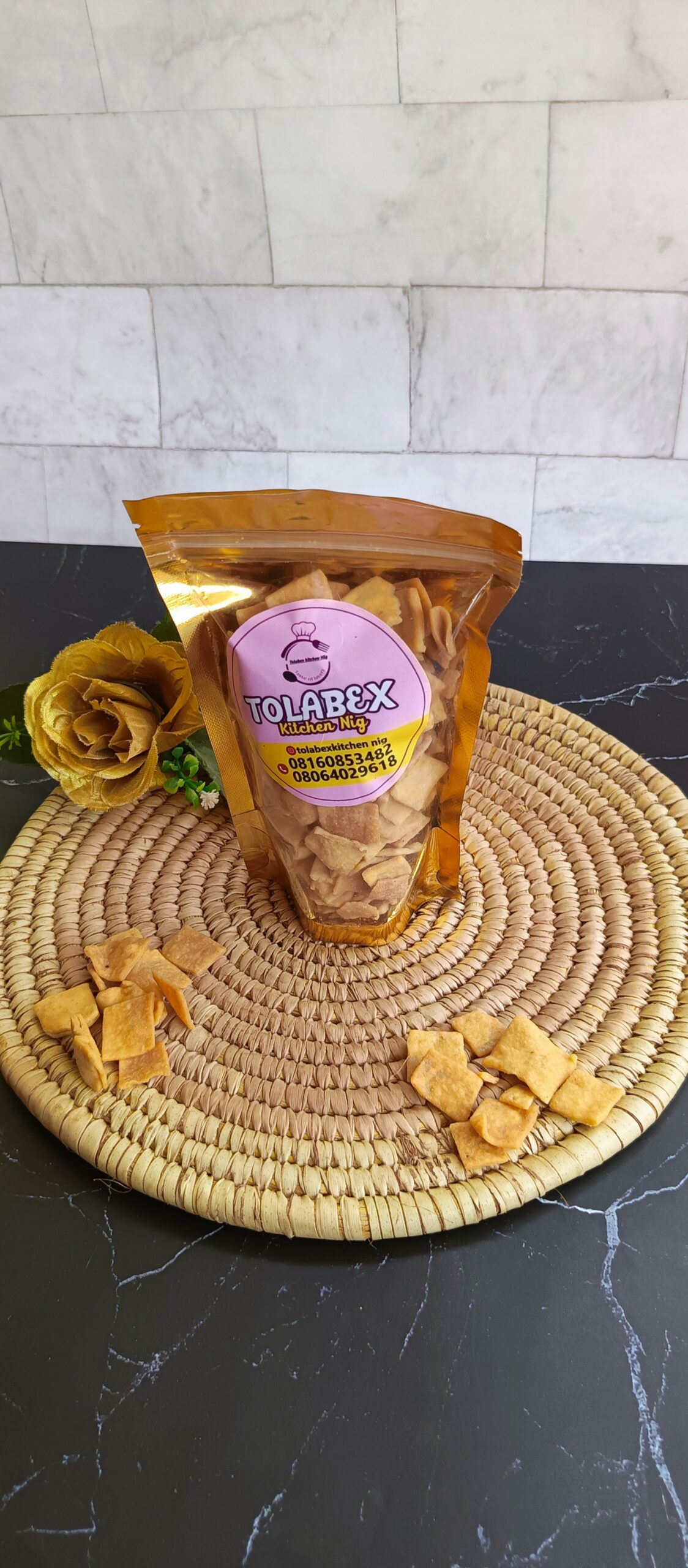 Milky chinchin flakes