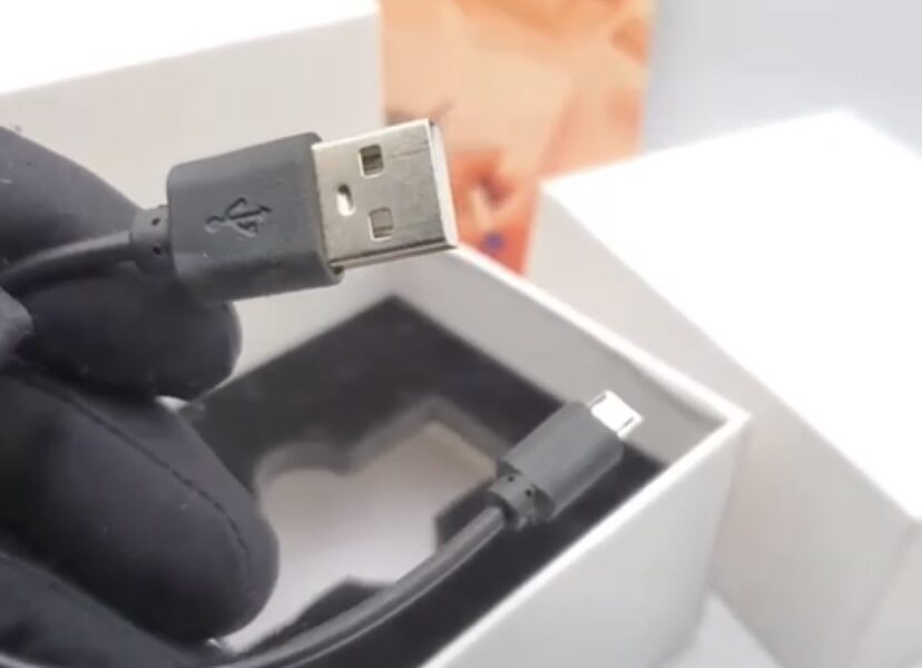 Quartz lighter watch