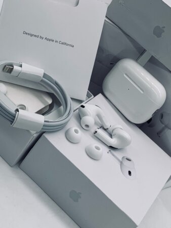 AirPods