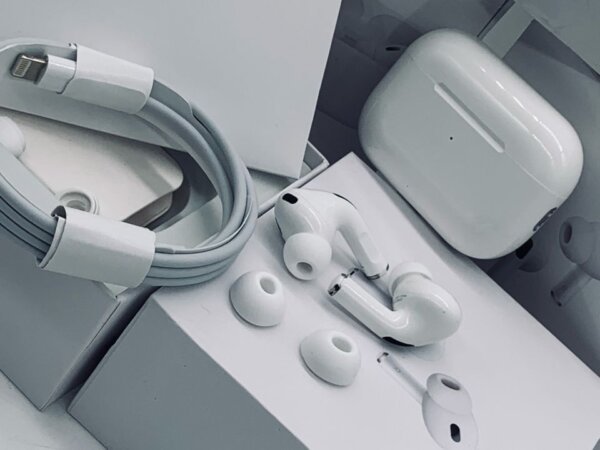 AirPods