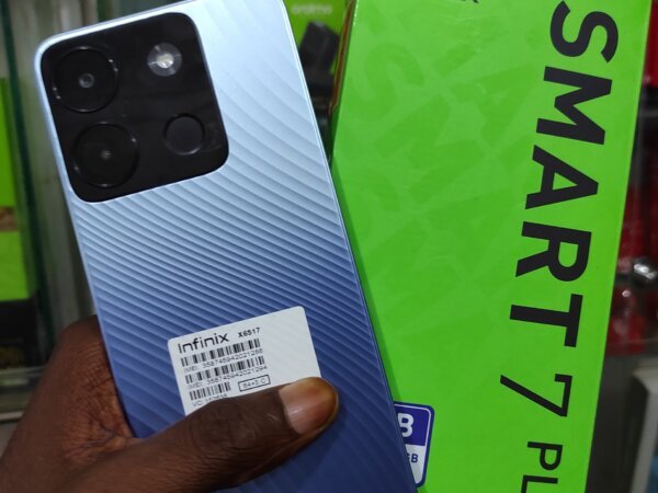 Infinix smart7plus 3+64gb