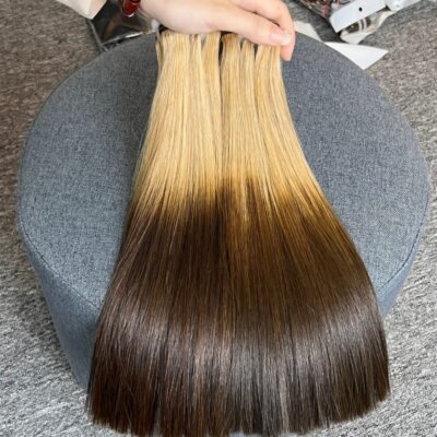 Laura’shairs