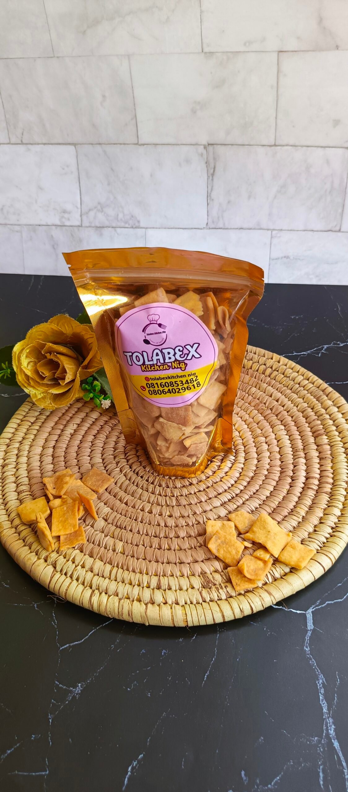 Milky chinchin flakes