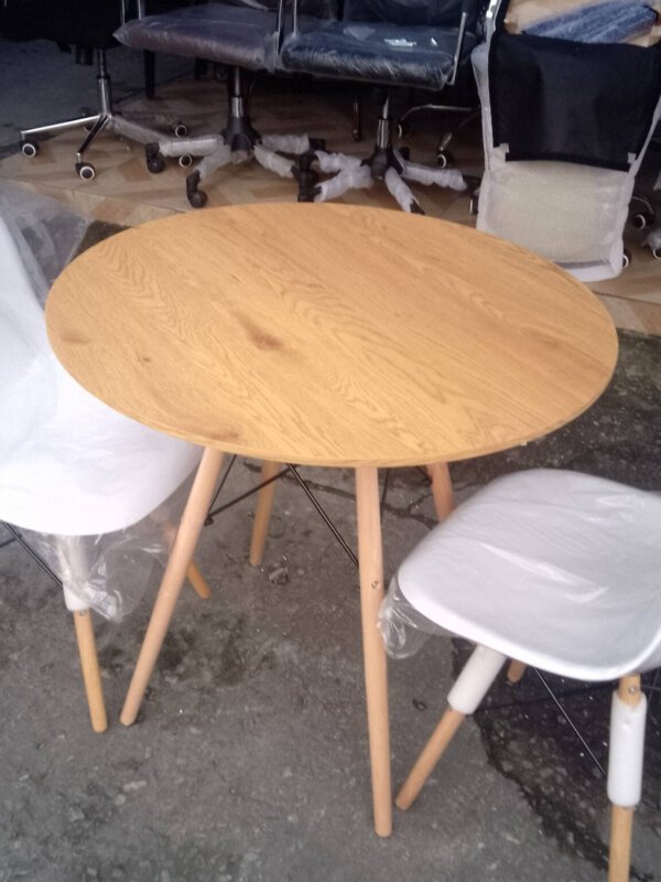 Restaurant table