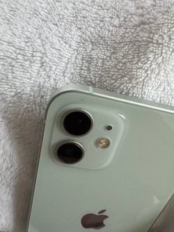 IPhone 12 Green.