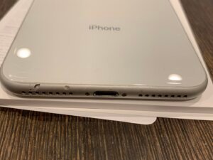 iPhone 8