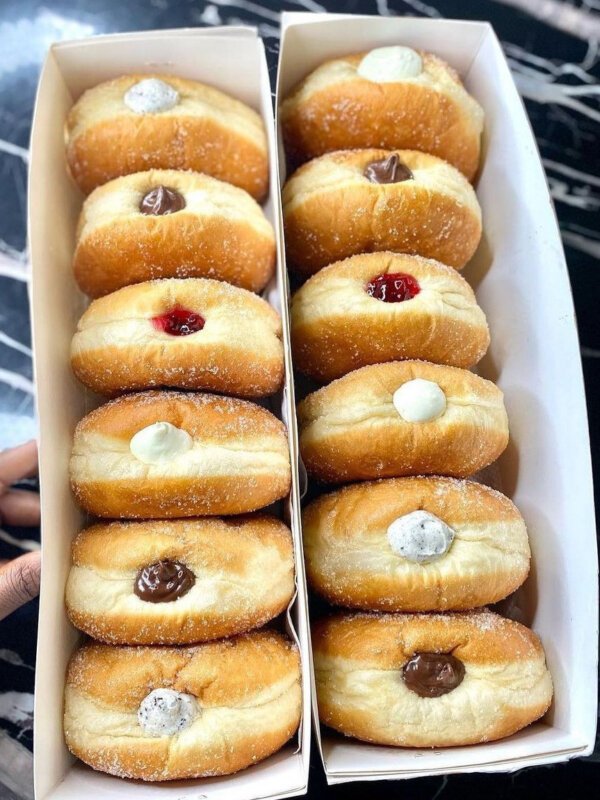 Milky doughnuts and sugar doughnuts