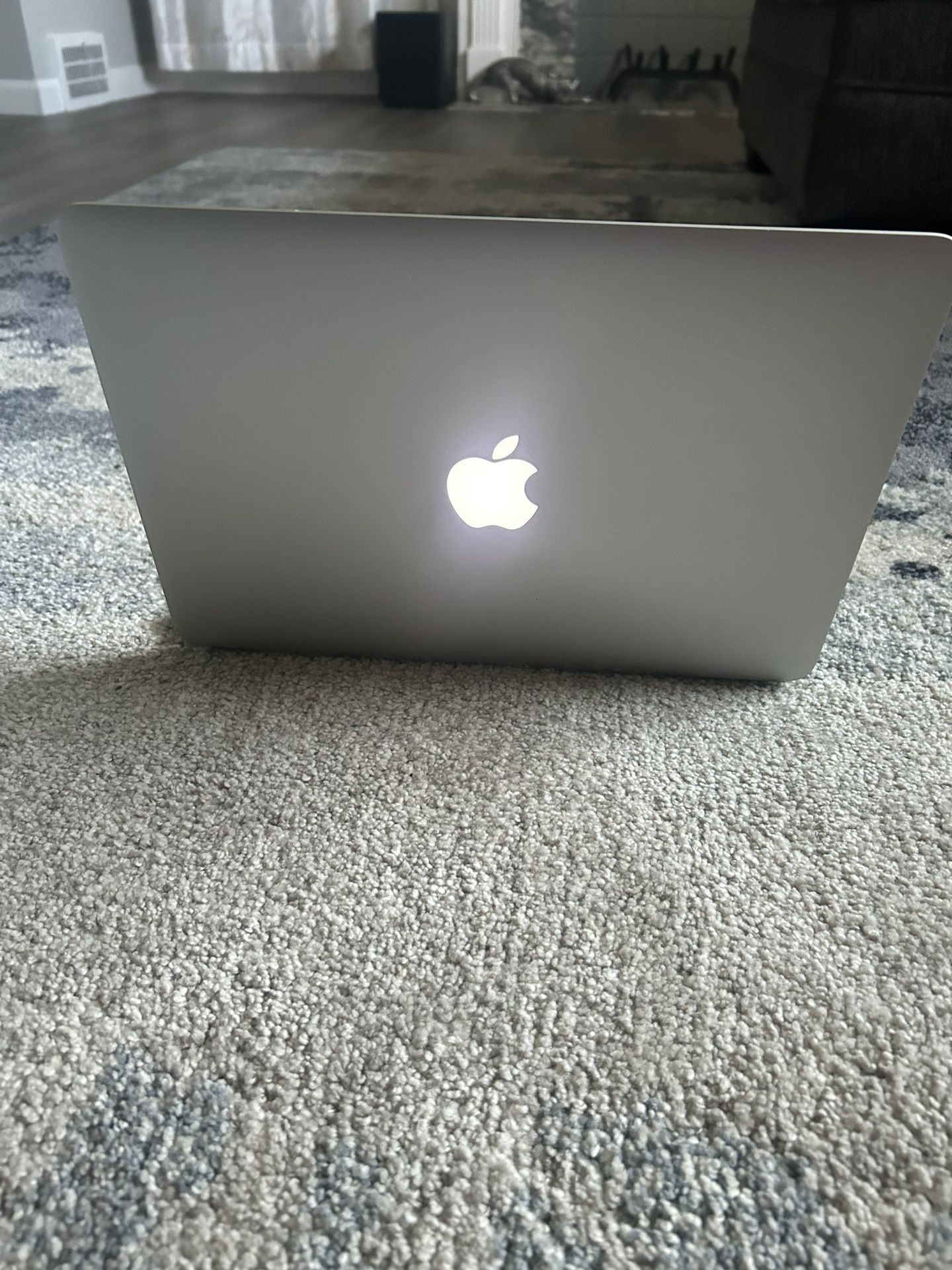MacBook Pro 13 Inch Retina