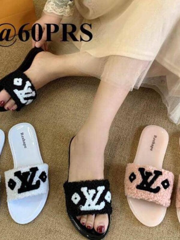 Jelly slippers