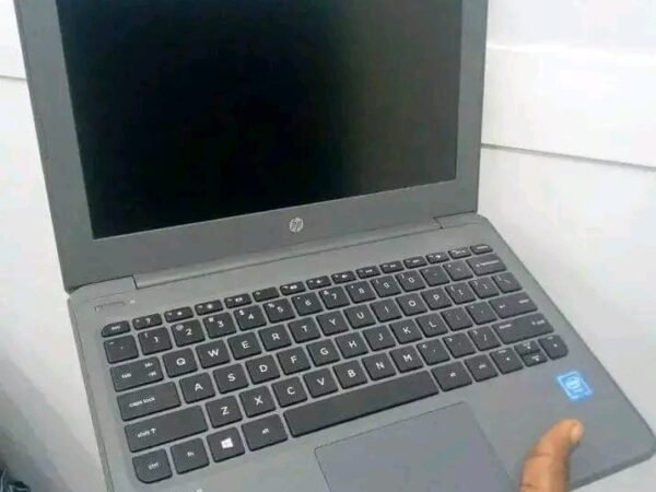 HP STREAM 11