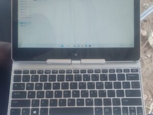 256GB Ssd/4GB Ram Hp Revolver