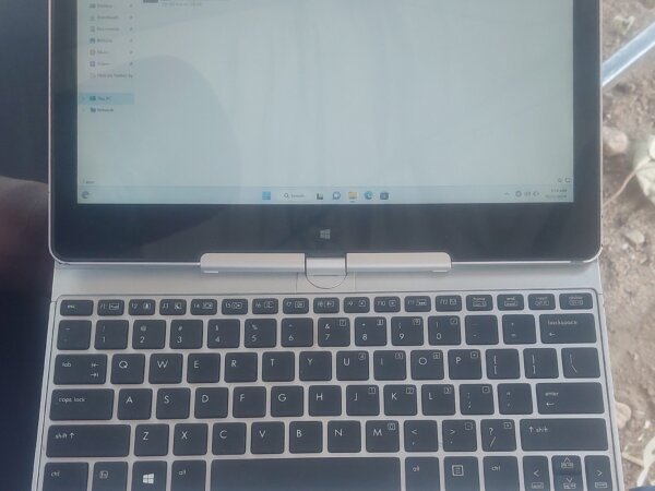 256GB Ssd/4GB Ram Hp Revolver