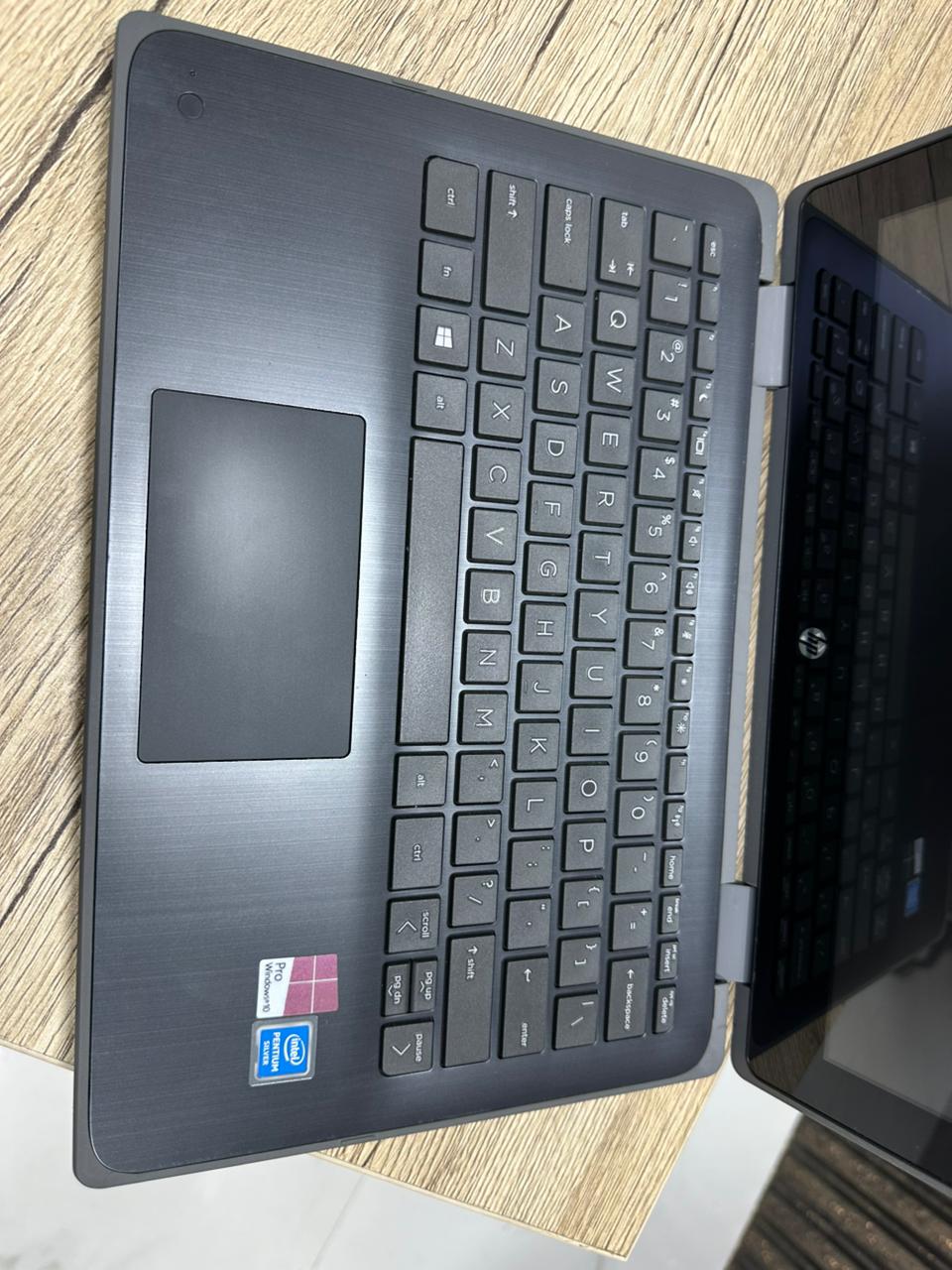 HP 14 G5 Chromebook Intel Celeron/ 128GB SSD/4GB Ram