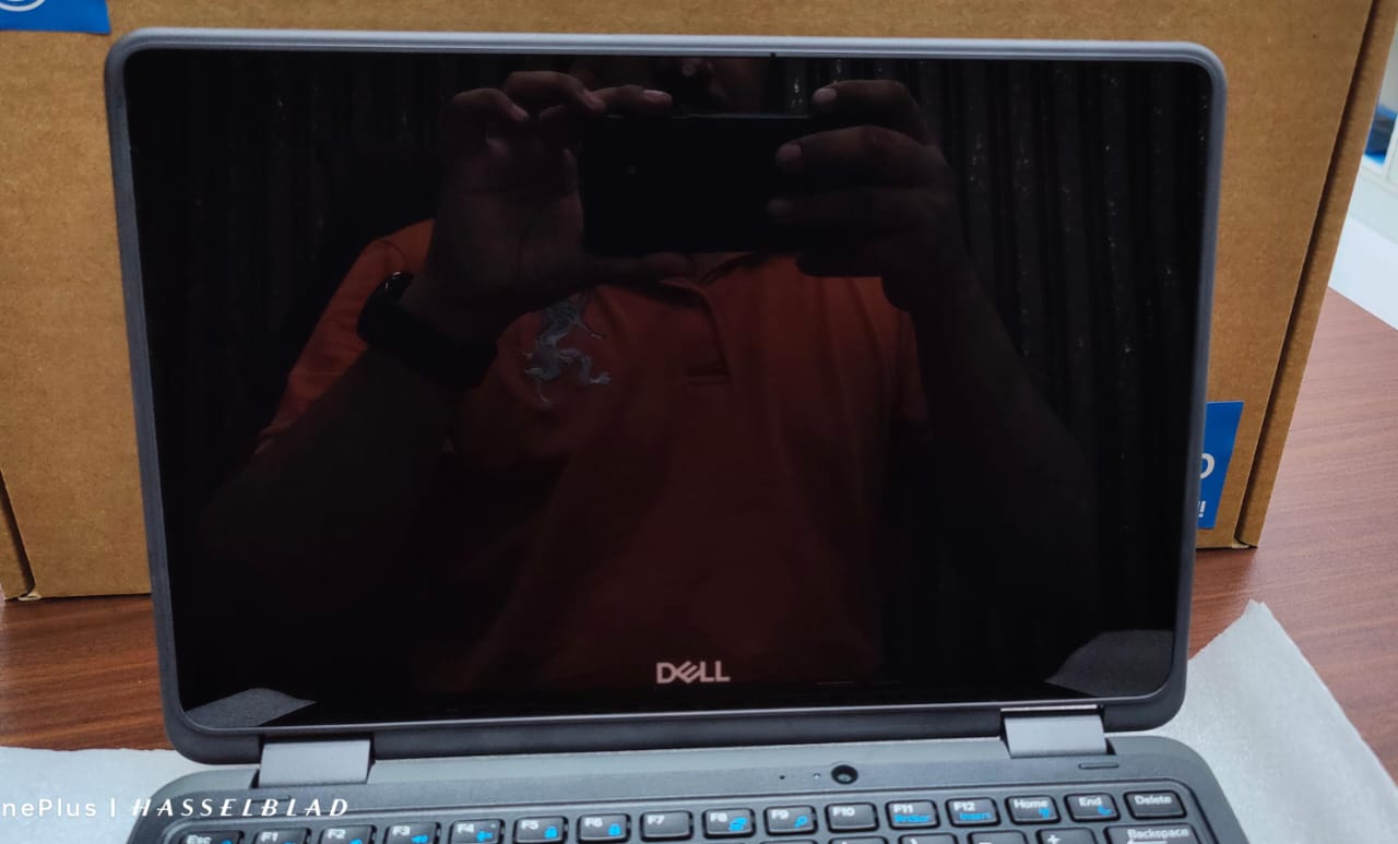 DELL 3190 2IN1 PENTIUM 7TH GENERATION 8GB 128GB SSD X360 TOUCH SCREEN 11.6 INCH WITH CHARGER AND BOX