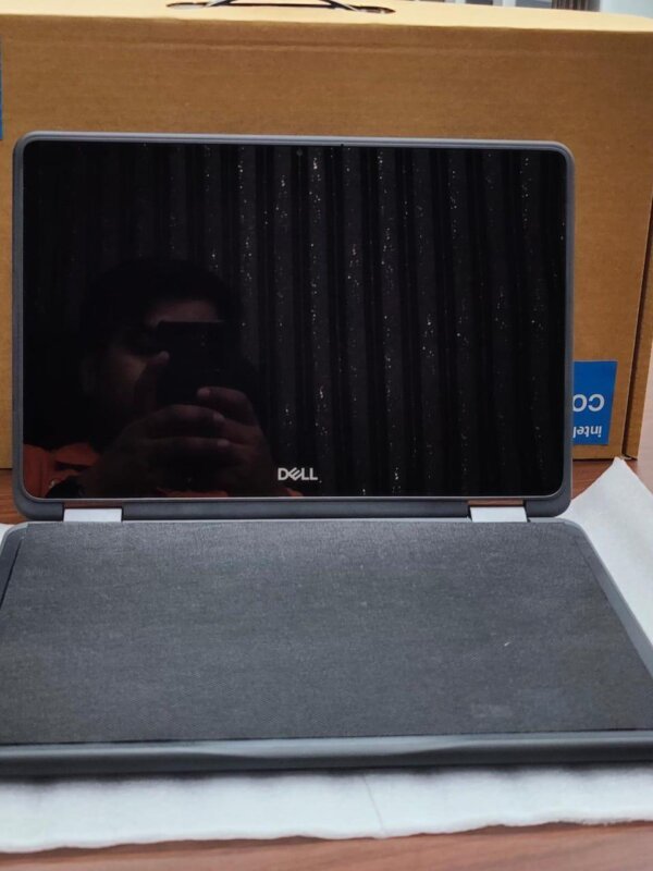 DELL 3190 2IN1 PENTIUM 7TH GENERATION 8GB 128GB SSD X360 TOUCH SCREEN 11.6 INCH WITH CHARGER AND BOX