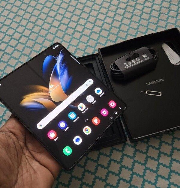 Galaxy Z Fold 4 256GB/12GB Samsung