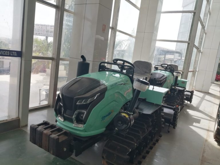 Brand New 30HP Crawler Tractor – Ideal for Rough Terrain – in Kaduna