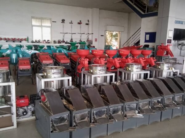 Brand New CHINIGE Agricultural Processing Equipment: Mills, Grinders, Rice Hullers & More!