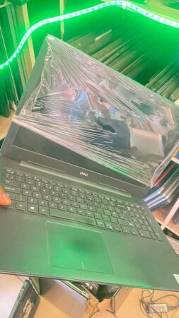 Dell Inspiron 15 3583 Laptop