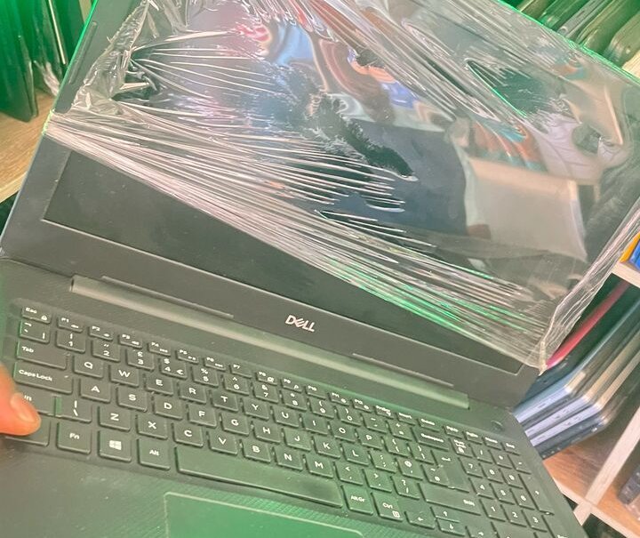 Dell inspiron 15 Dell inspiron 15 3583 laptop