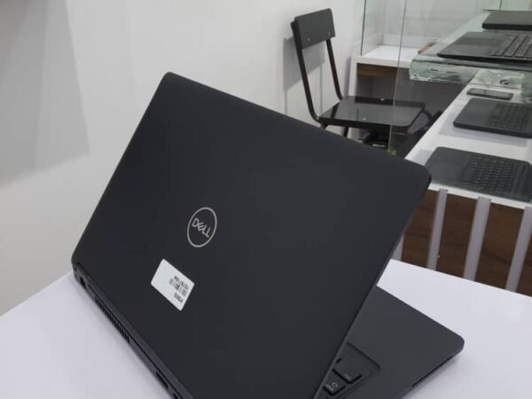 Dell Latitude 5490 Business Laptop