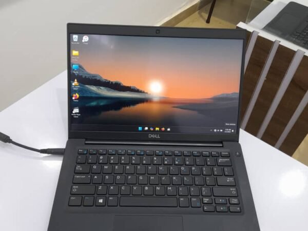 Dell Latitude 7490 Premium Business Laptop