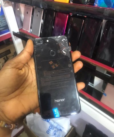 f04fd63b-8d49-4060-ac3b-cca9f3397af1