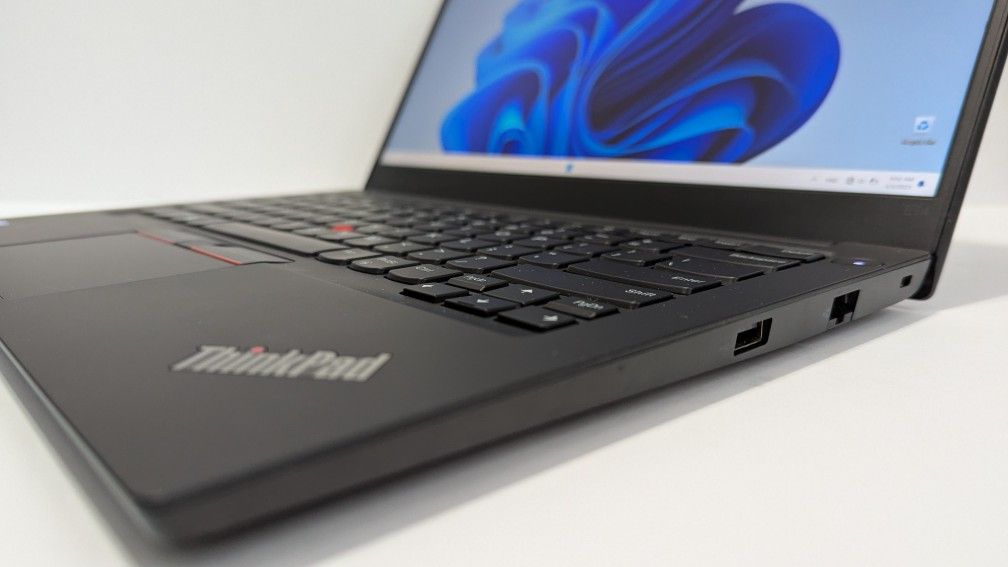 Lenovo ThinkPad E14 laptop, comes with a 2.11GHz i5-1135G7 CPU, 8GB of DDR4 RAM, a 256GB