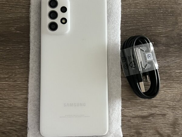 Samsung Galaxy A52 Unlocked 128GB