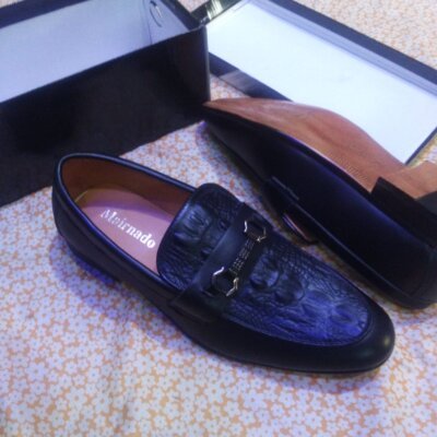 Black cooperate shoe
