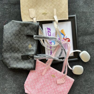 Coach tote bags