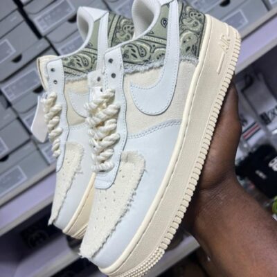 Nike shoe