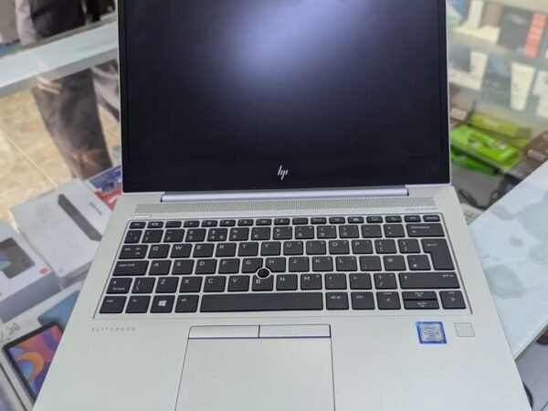 Hp laptop 840