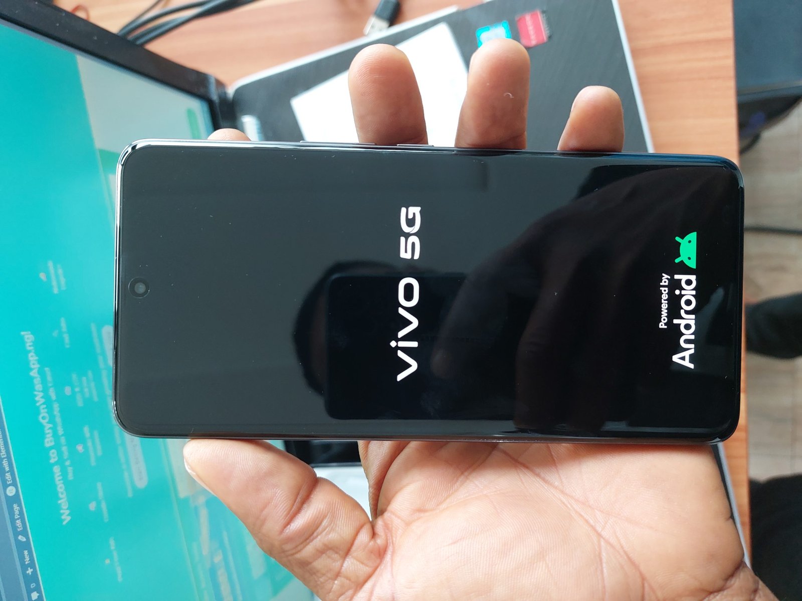 Vivo V50 12GB + 512GB