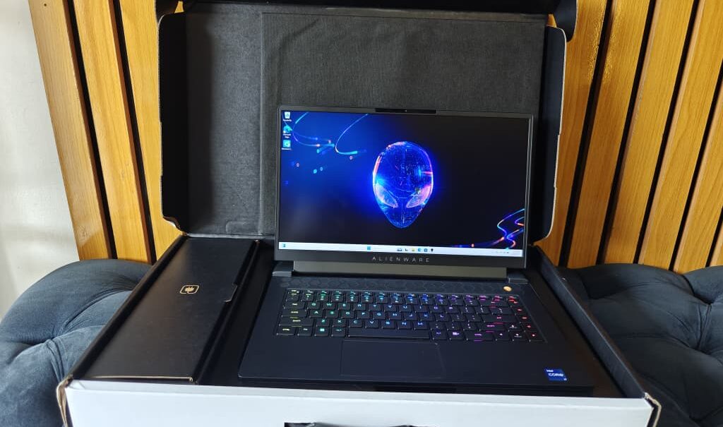 Brandnew laptop sealed(box Brandnew laptop sealed(box open to confirm) alienware m16 r2 gaming laptop