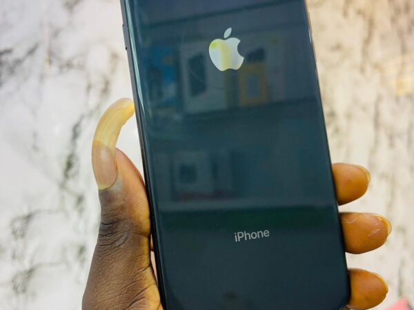 iPhone 8 Plus || 64gb || 100% bh || working perfectly….