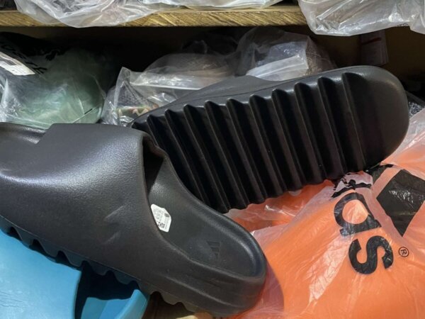 New Yeexy Slide