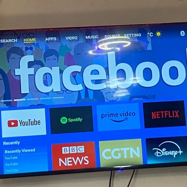 65 LG Smart tv